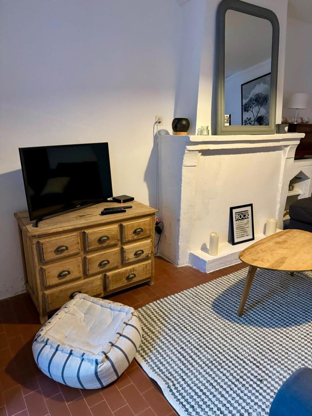 La Maison Haut-Perche Townhouse With View And Jacuzzi ソルマーヌ・ド・ボークリューズ エクステリア 写真