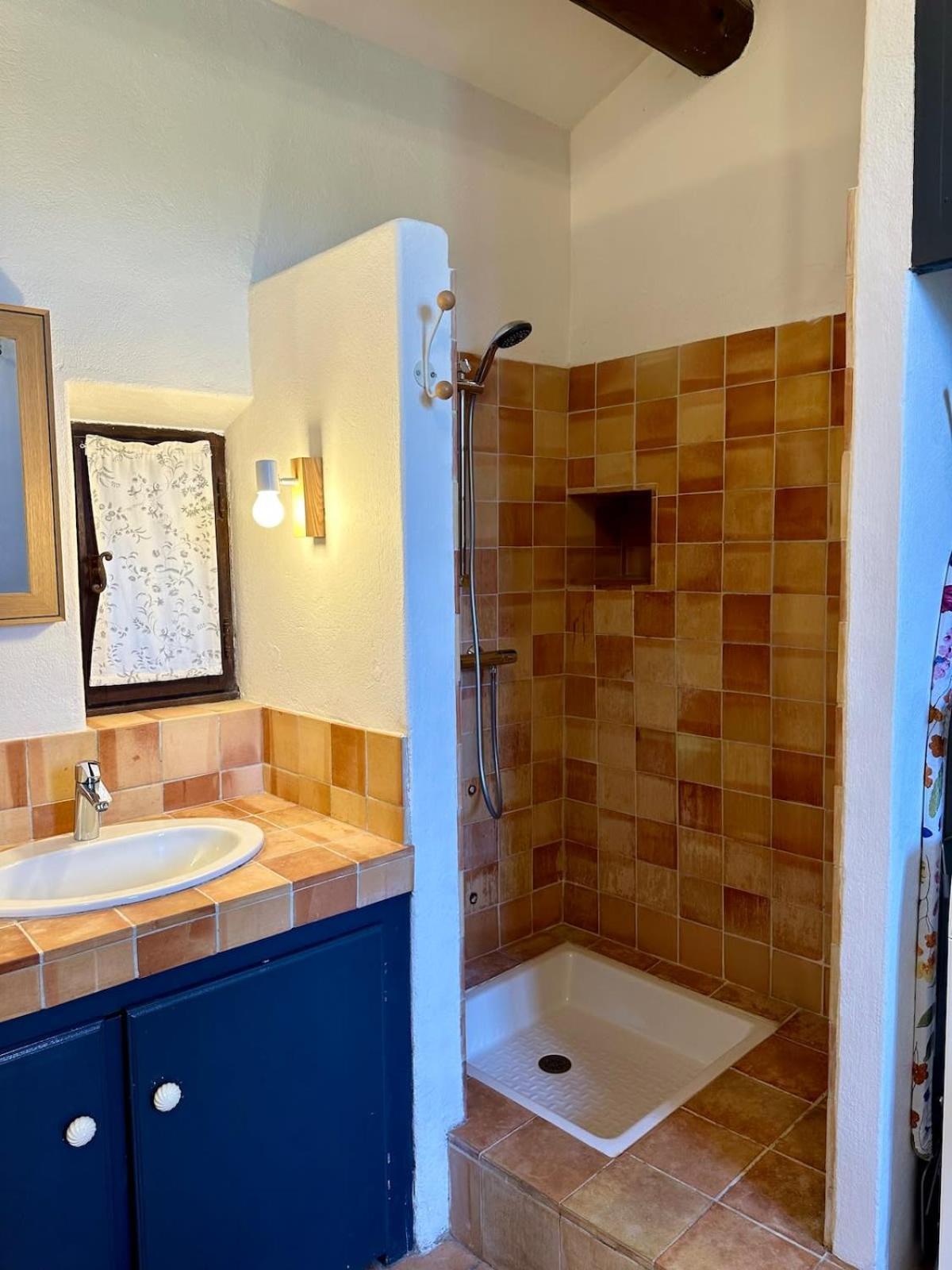 La Maison Haut-Perche Townhouse With View And Jacuzzi ソルマーヌ・ド・ボークリューズ エクステリア 写真