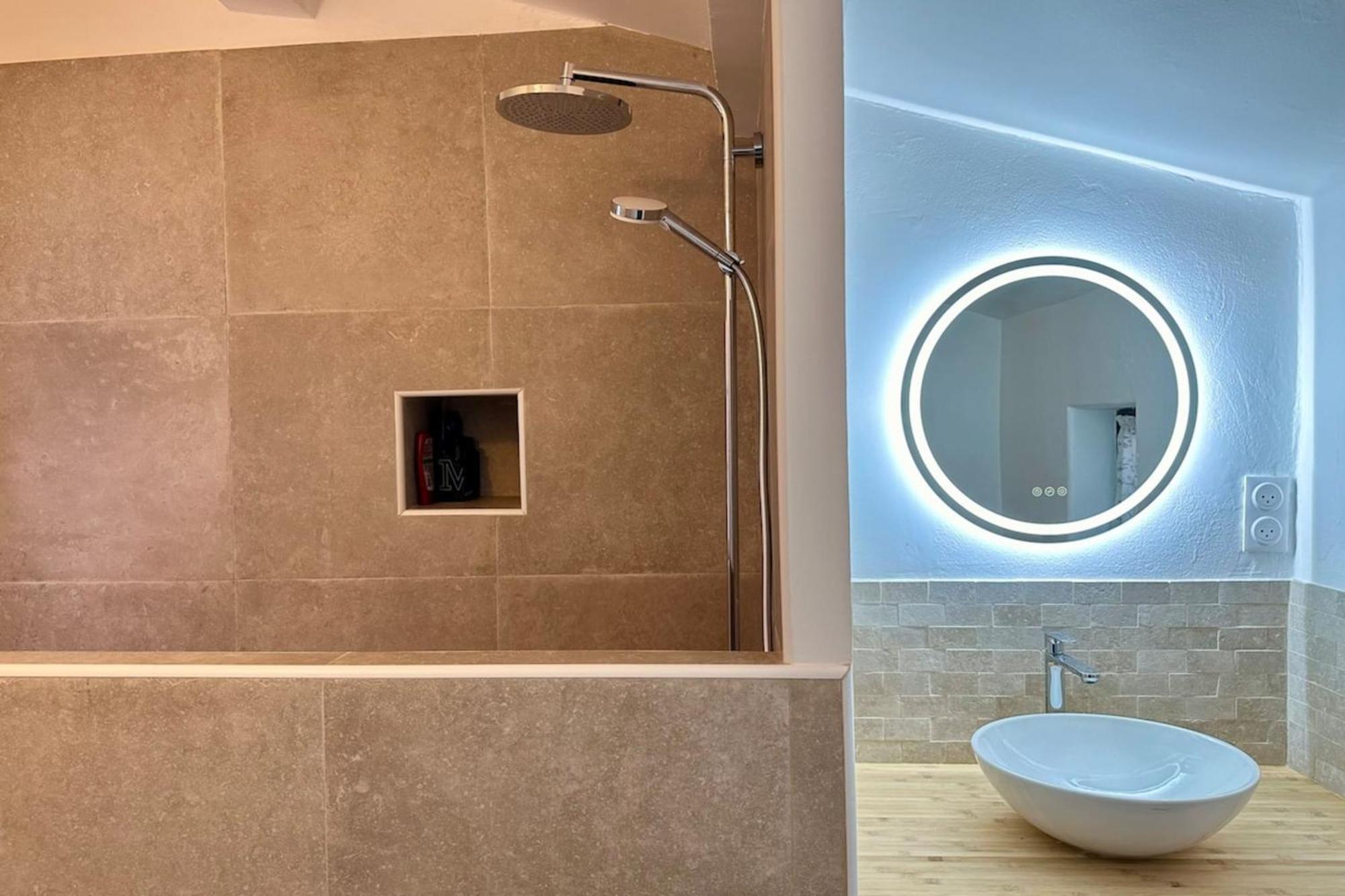 La Maison Haut-Perche Townhouse With View And Jacuzzi ソルマーヌ・ド・ボークリューズ エクステリア 写真
