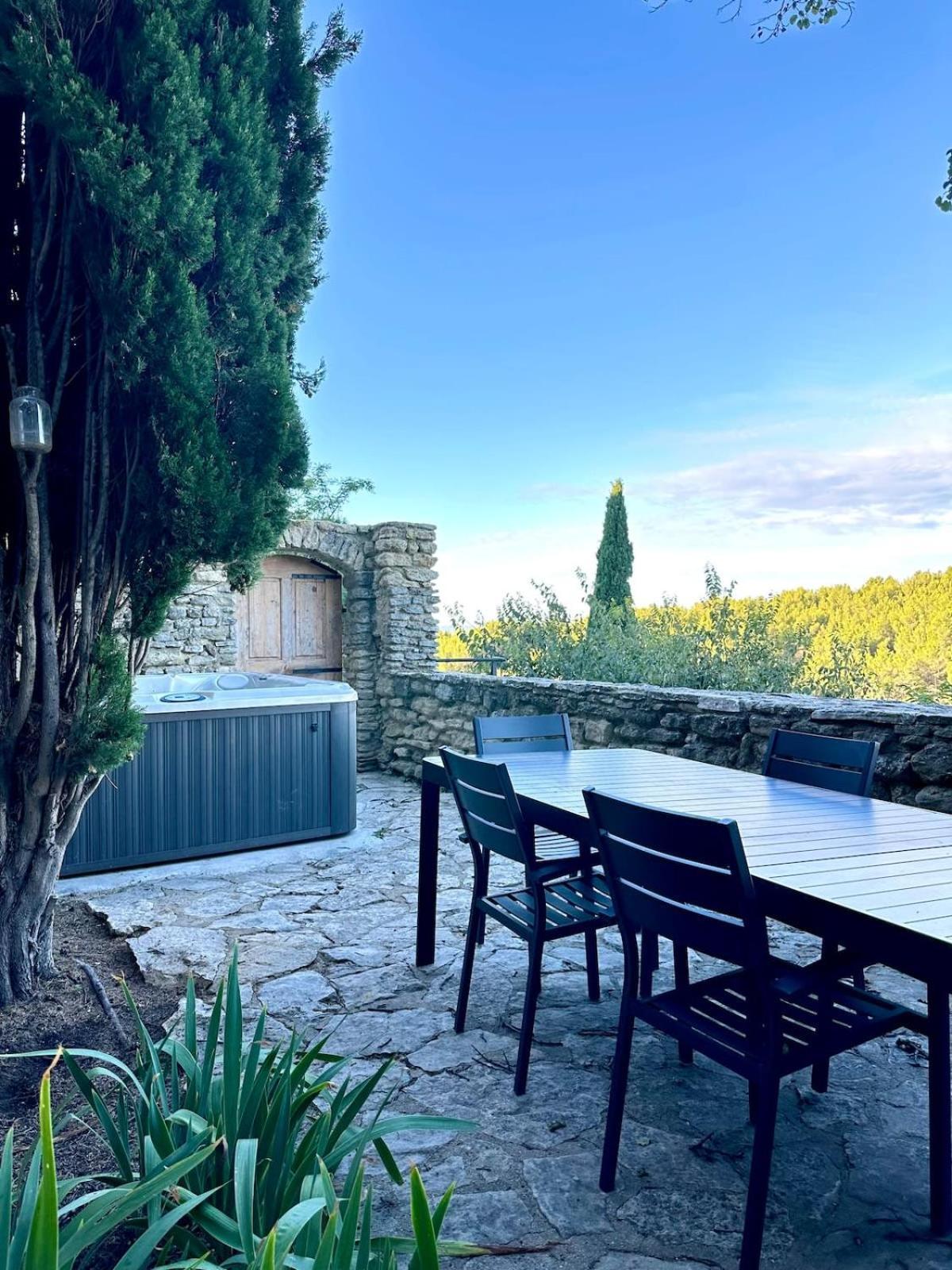 La Maison Haut-Perche Townhouse With View And Jacuzzi ソルマーヌ・ド・ボークリューズ エクステリア 写真